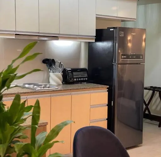 Chic And Modern Manila